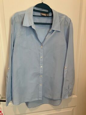 Chico's Light Blue Women’s Blouse Has Shirttail Hemline & Roll Up Sleeves